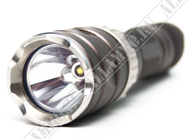 подствольный светодиодный фонарь JETBeam Raptor 2 RRT-2