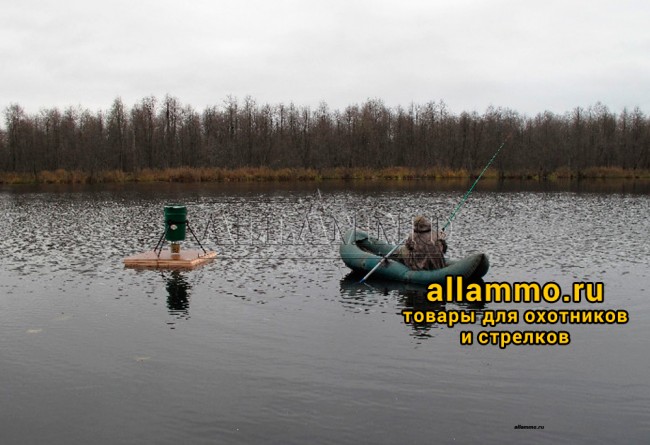 78ad6536dca6dbcfe58f0b25a50e8394.jpg Автоматическая кормушка камуфляжная (6В)