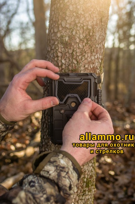 (119837) Фотоловушка (лесная камера) Bushnell Trophy Cam HD Essential E3 